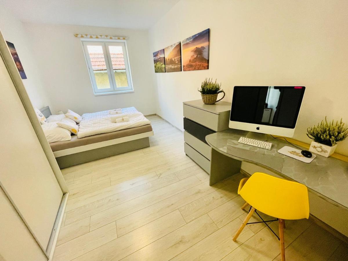 Apartman Kežmarok Exteriör bild